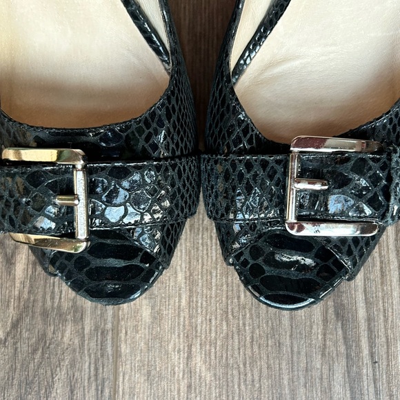 Michael Kors Black Leather Reptile Embossed Pumps | 9 - Picture 3 of 11